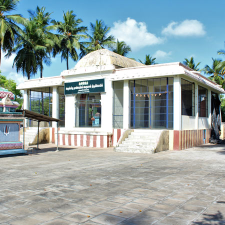 Thiru-Thalaicchanga-Naanmathiyam---Sri-Naan-Madhiya-Perumal-Temple