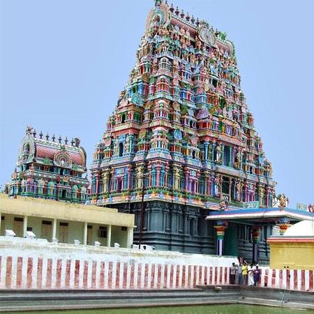 Thirukkannapuram---Sri-Sowrirajan-Neelamega-Perumal-Temple